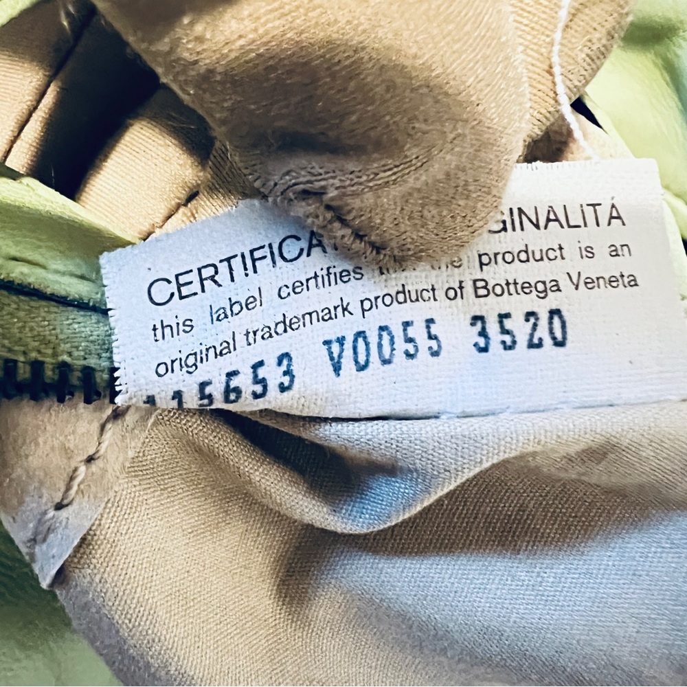 Bottega Veneta Green Textured Hobo Bag with dust bag. - Picture 7 of 14